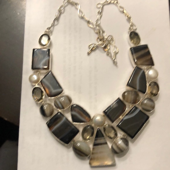 Semi brownstones and pearls necklace - Picture 3 of 3